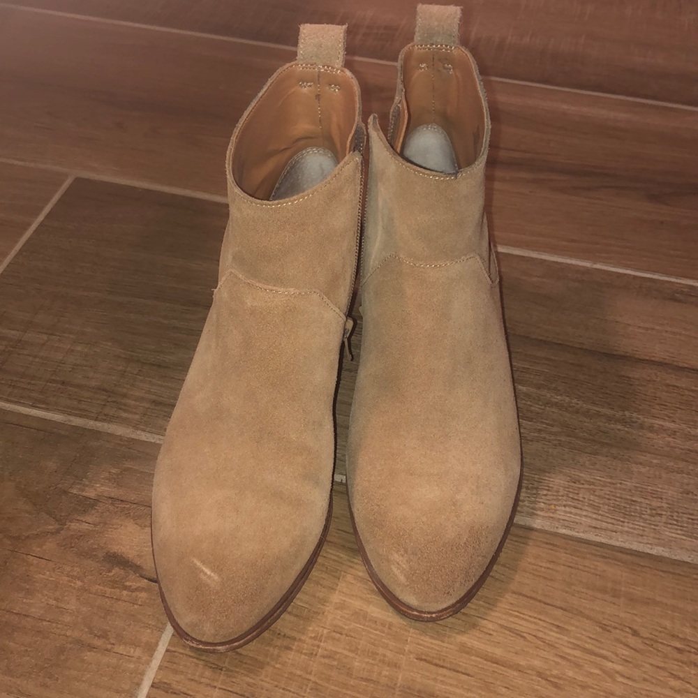 Size 7 Tan Sole Society Boots